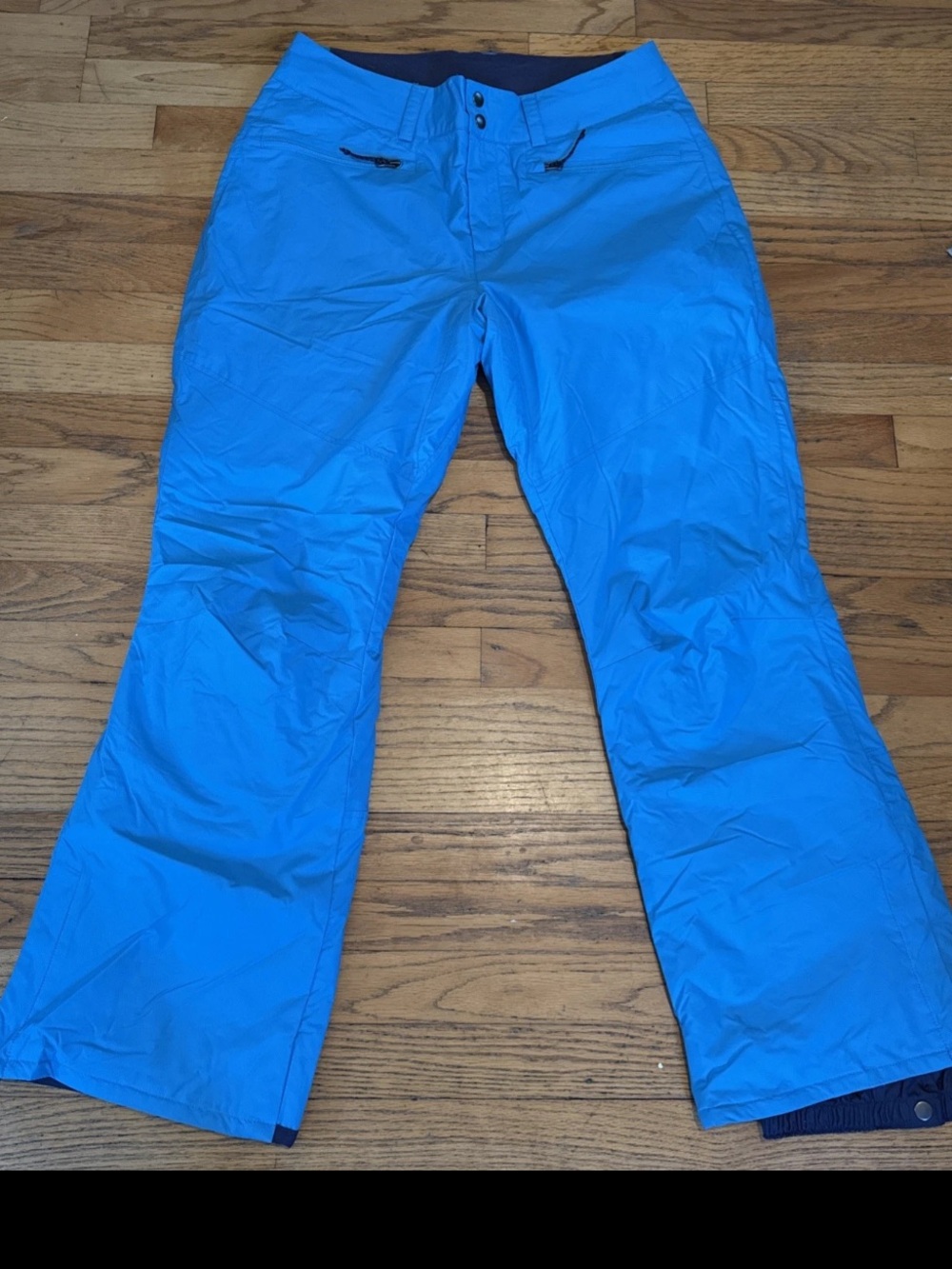 Columbia women’s large snow pant. Adjustable waste.